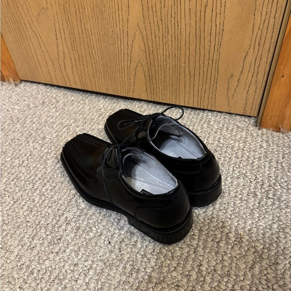 Stacy Adams Size 7M Solid Black Leather Square Toe Tie-Front Oxford Shoes - EUC - Picture 2 of 6